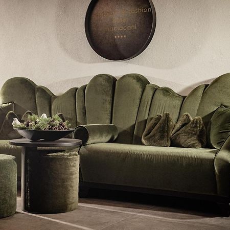 Boutique & Fashion Hotel Maciaconi - Gardenahotels Santa Cristina Val Gardena Екстер'єр фото