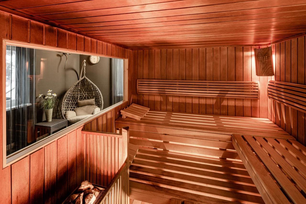 Boutique & Fashion Hotel Maciaconi - Gardenahotels Santa Cristina Val Gardena Екстер'єр фото