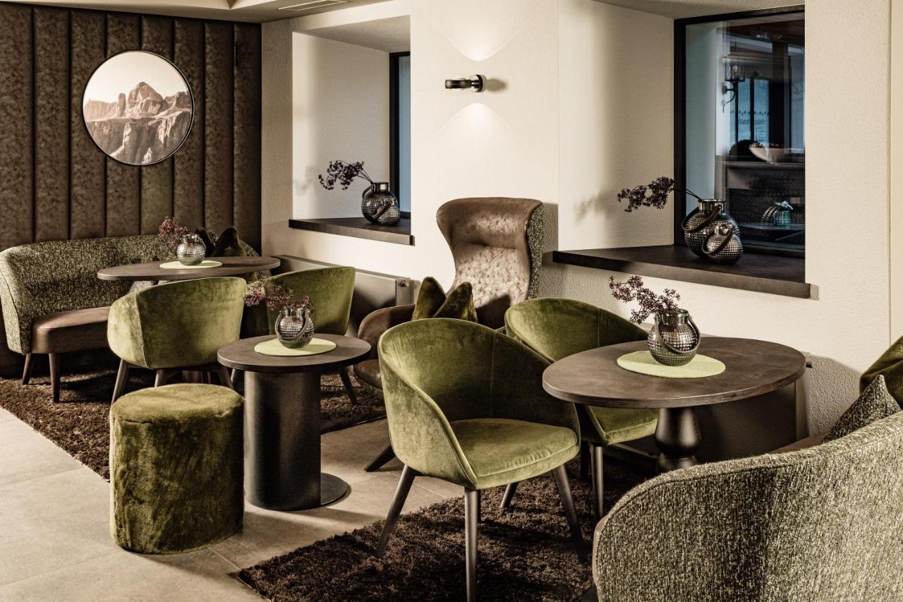 Boutique & Fashion Hotel Maciaconi - Gardenahotels Santa Cristina Val Gardena Екстер'єр фото